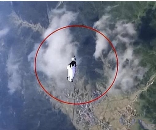 人在前面飞,魂在后面飞,大多数极限运动的感受都可以用这两句话来形