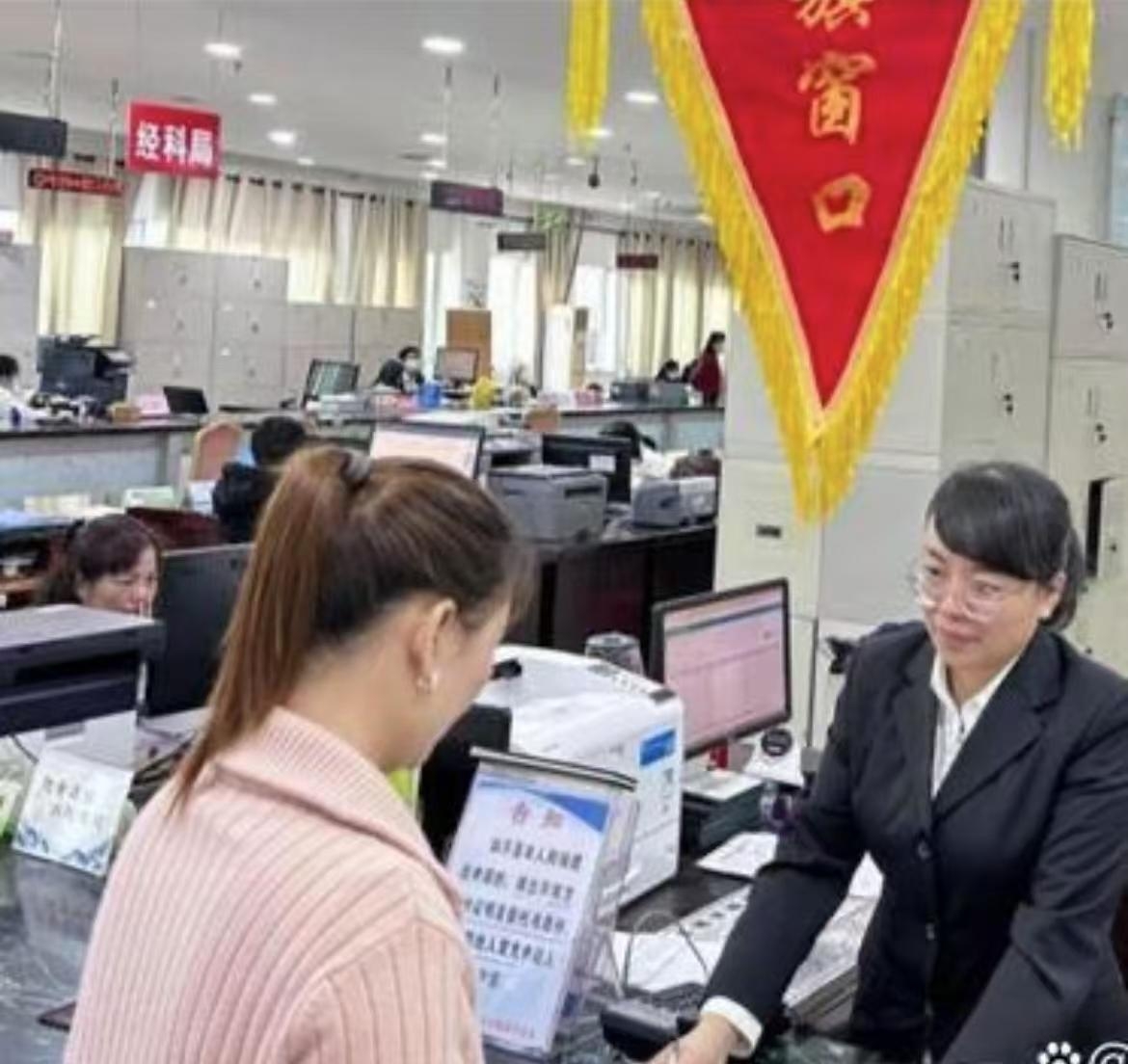 办公室上班能说话吗(办公室上班能说话吗为什么)