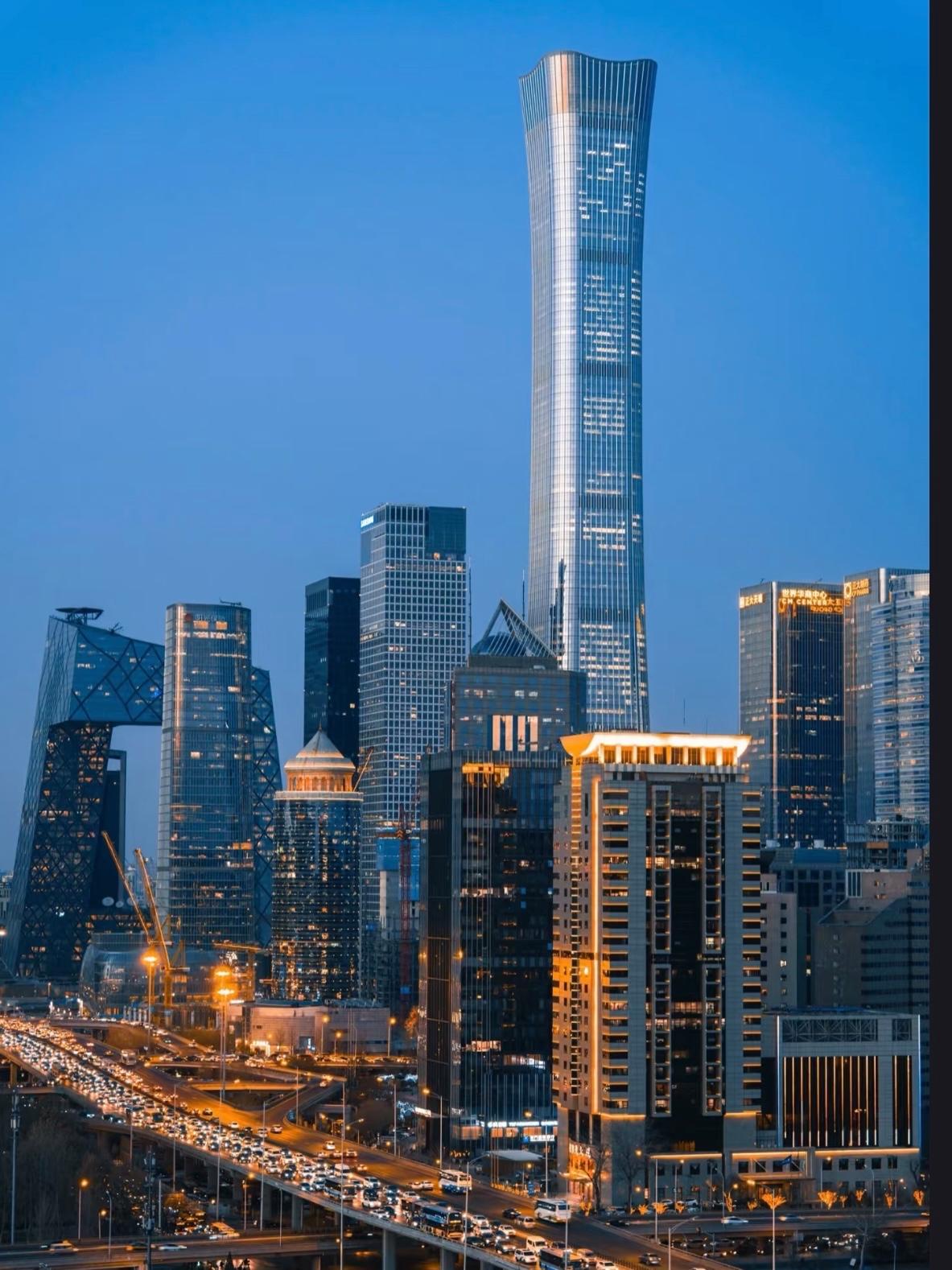 讲真自从去了北京后在我心里北京国贸 cbd 那地位就跟珠穆朗玛峰