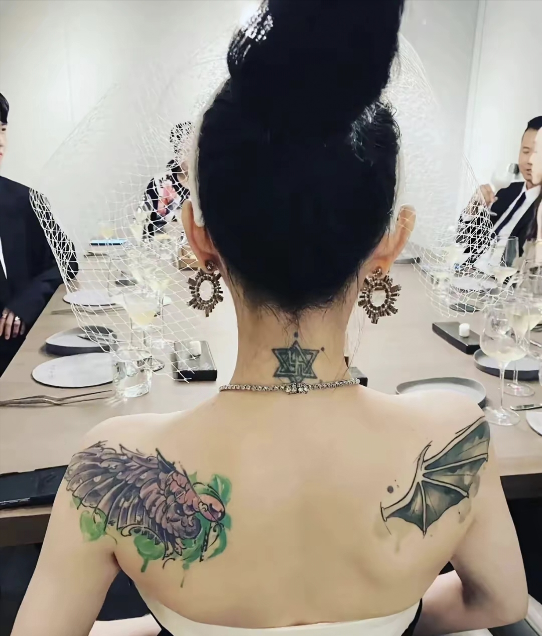 大s的真爱居然是韩国光头具俊晔这剧情简直比狗血剧还离谱