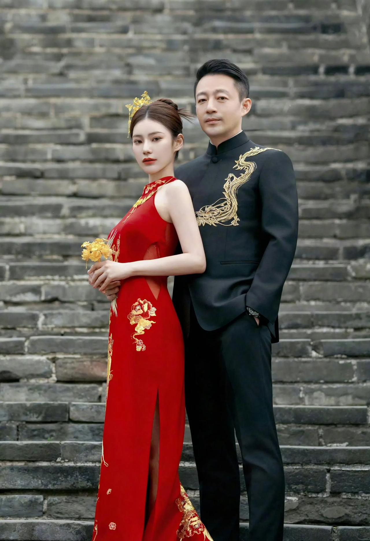 汪小菲婚礼他的爸爸罕见现身