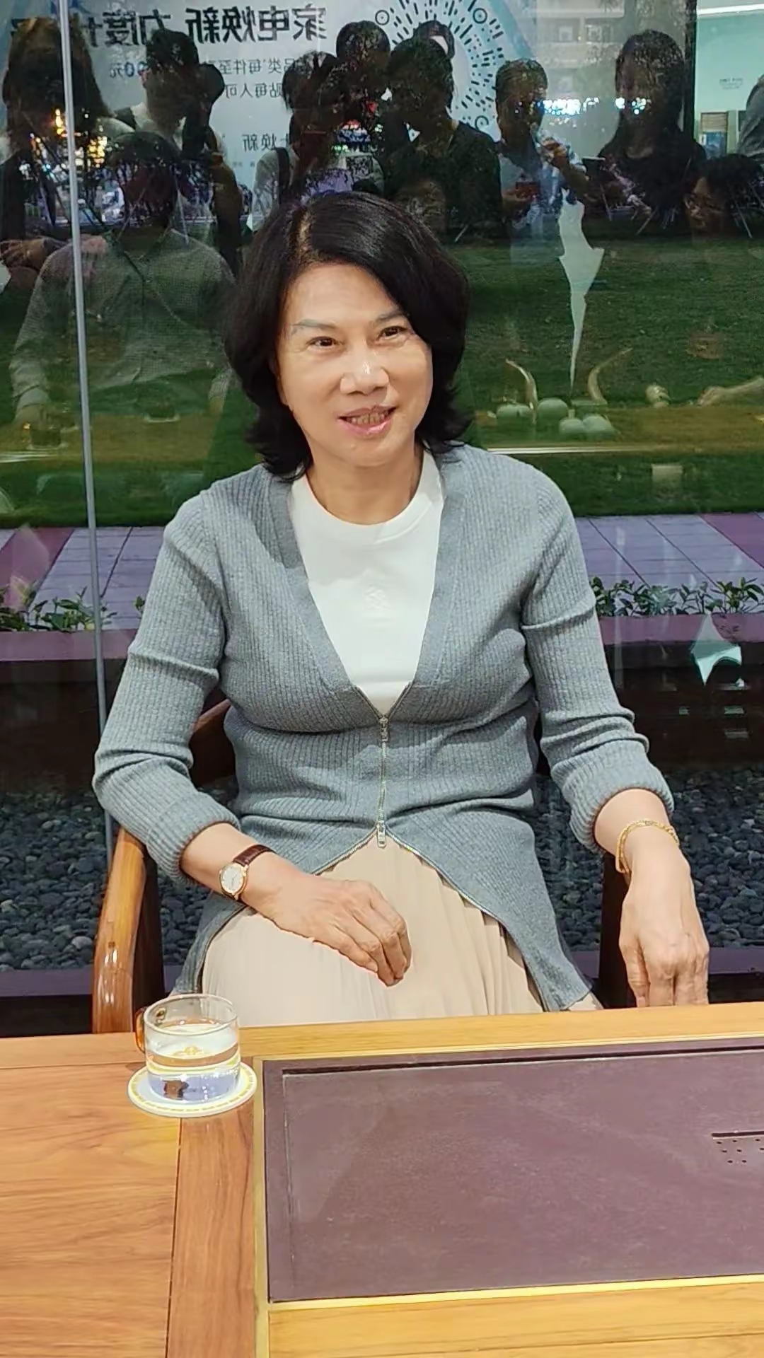 "  4月28日,在珠海格力电器公司  格力电器董事长董明珠  在接受媒体