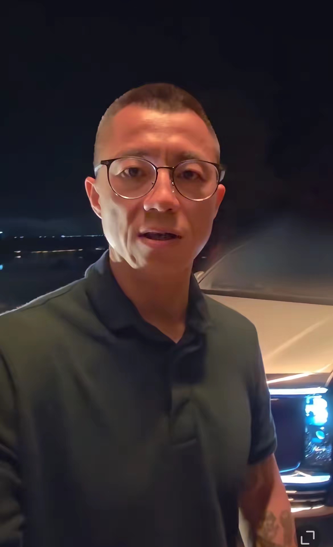 凌晨四点陈震为何独自驱车狂奔?