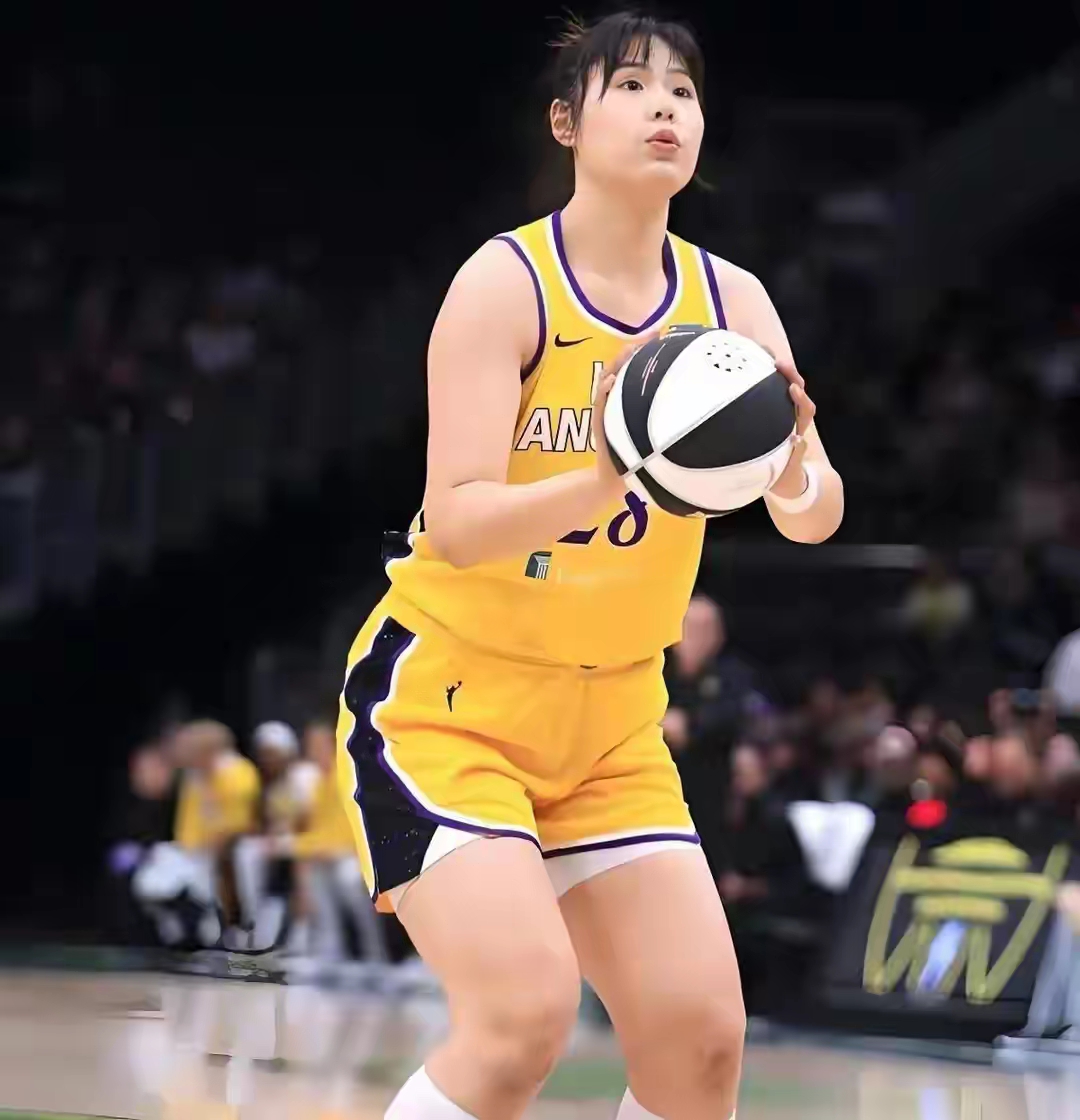 中国女篮这四个姑娘诠释她力量最无畏的模样