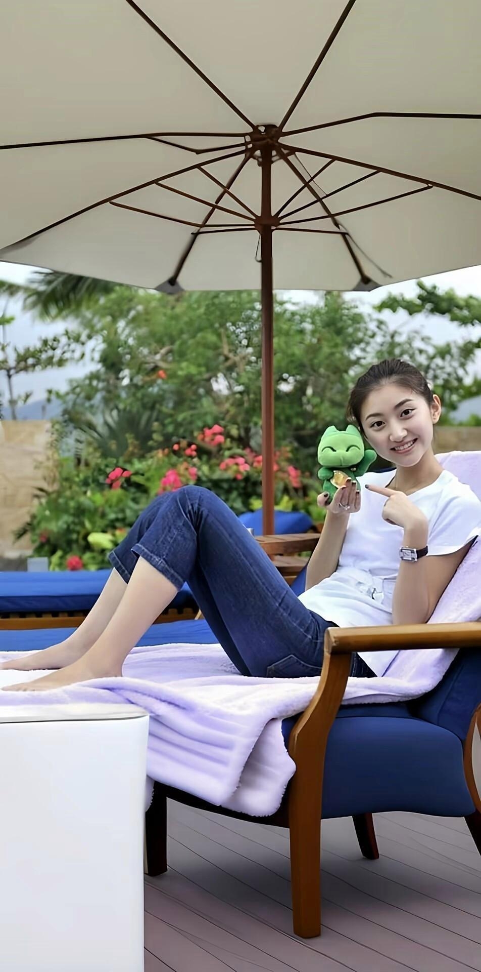 景甜早期学生时代也是妥妥的白月光