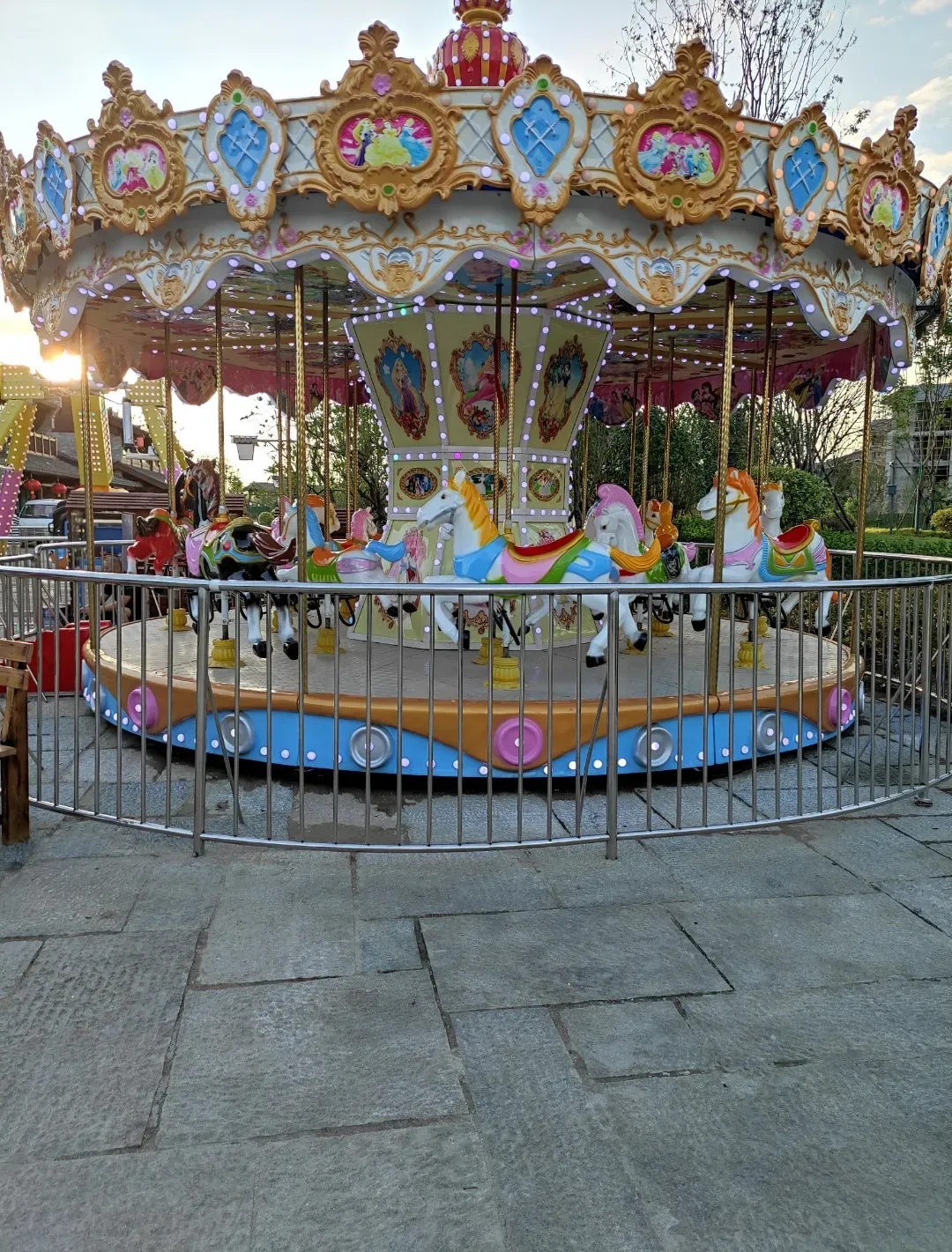 我邻居现在非常后悔催儿子结婚,邻居儿子今年三十三岁