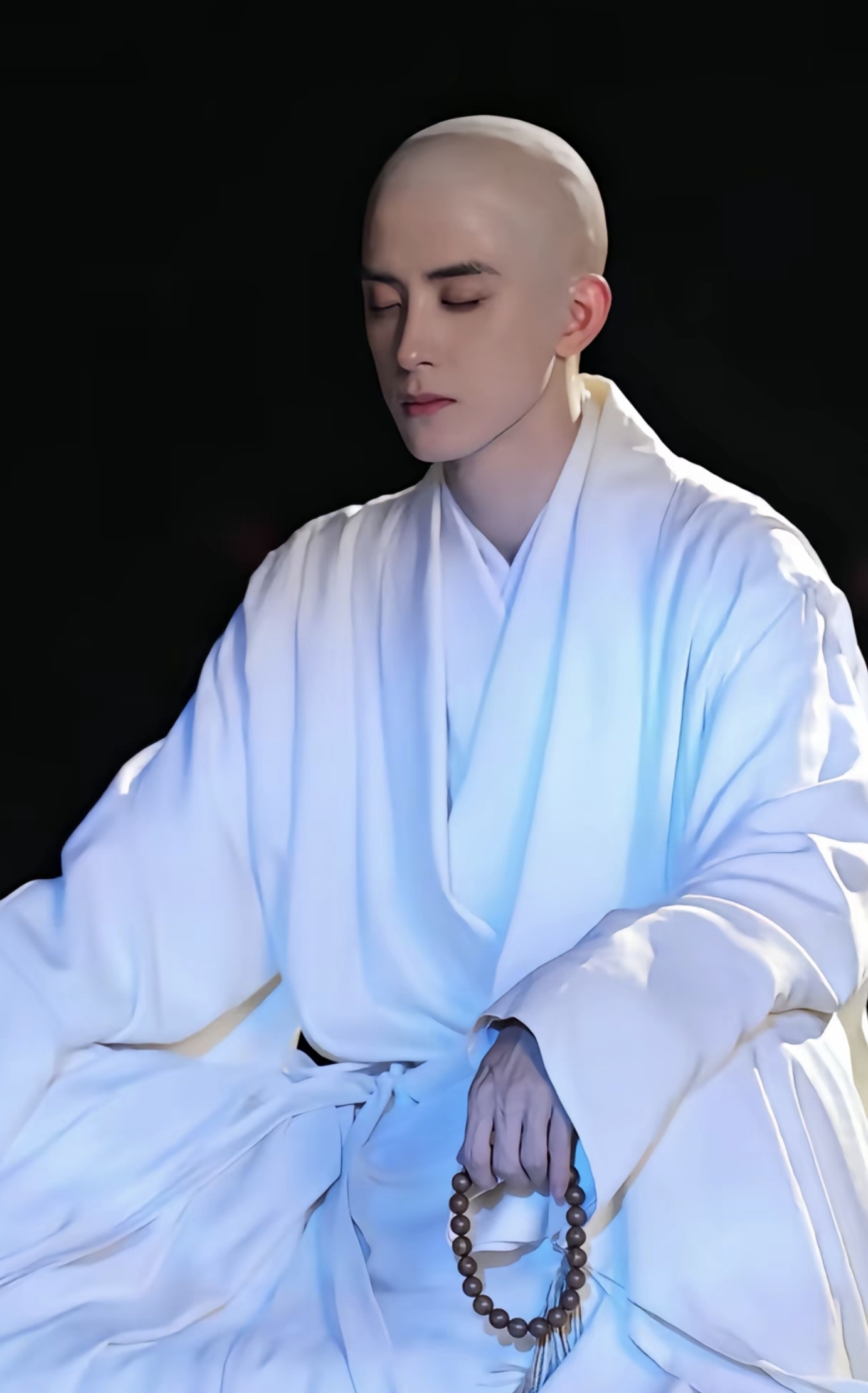 敖瑞鹏你就这样上一秒用欲的要亖的总裁吸引我,下一秒就用禁欲系和尚