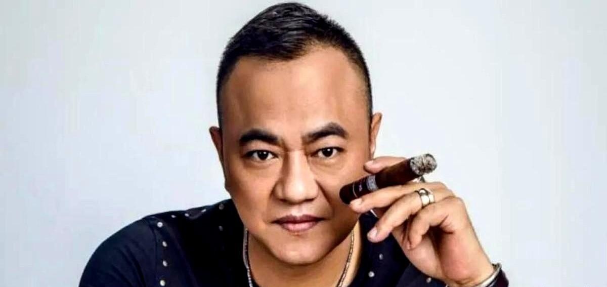 酒吧夜冲突:赵本山的江湖气场