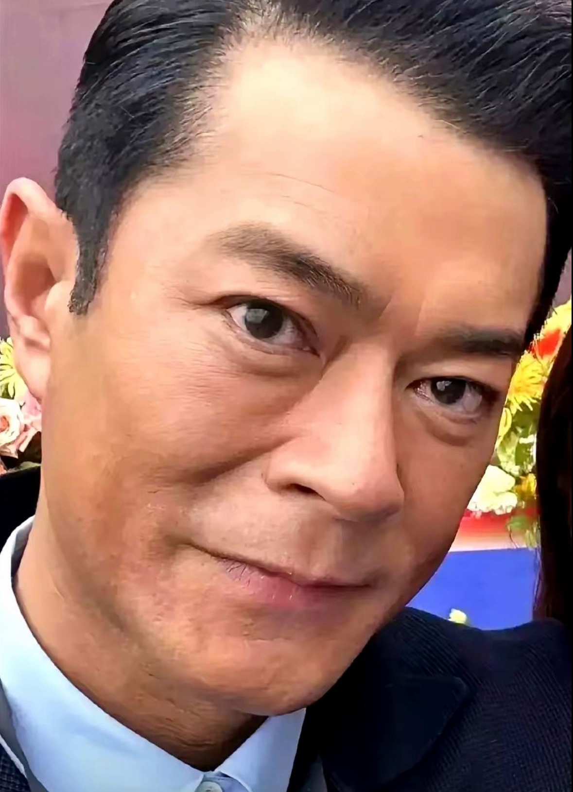 古天乐呀,我忍不住想说,都 54 岁了,你光在事业上取得成就,却没成家