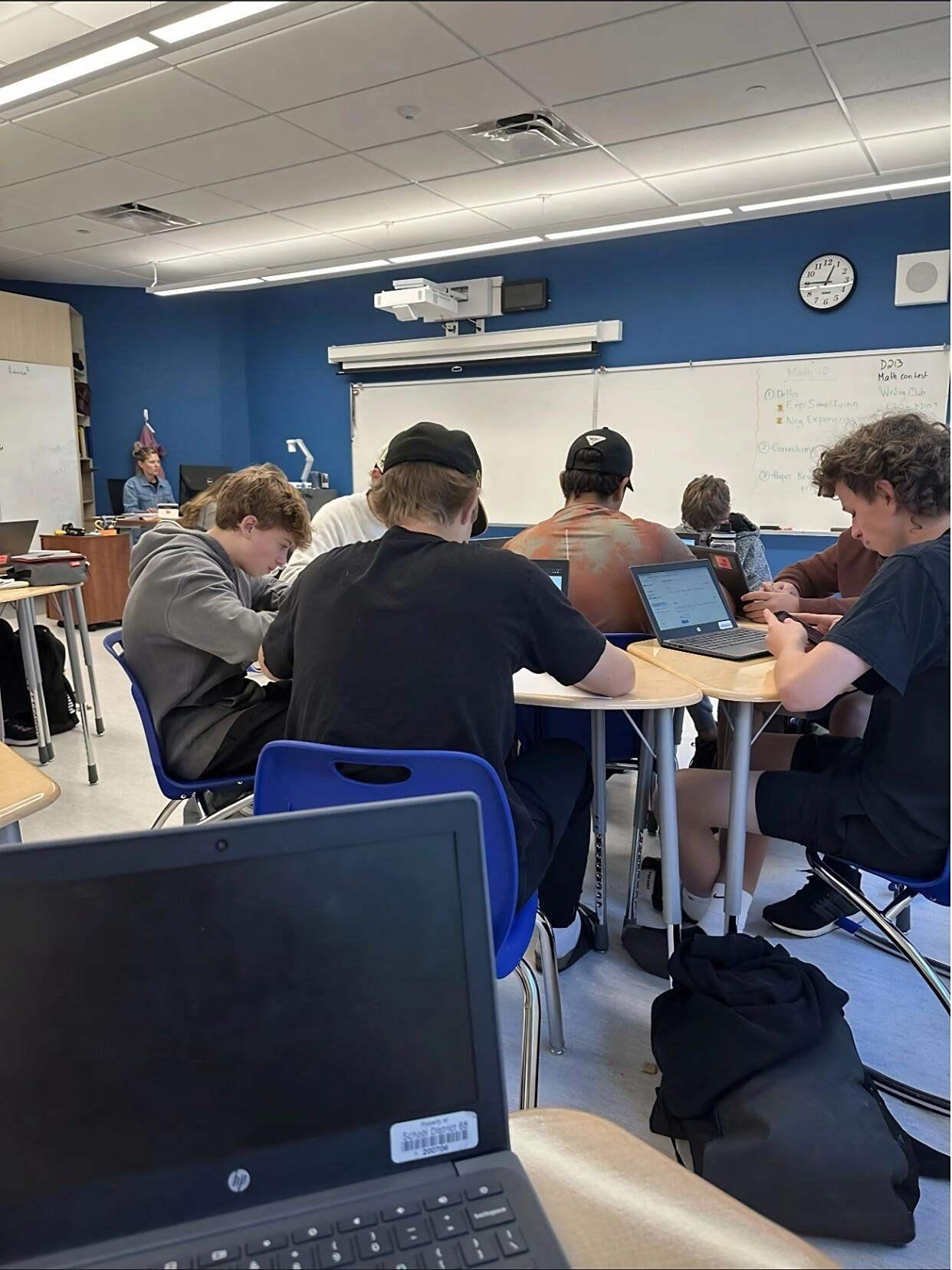 外籍员工兼职找兼职须知