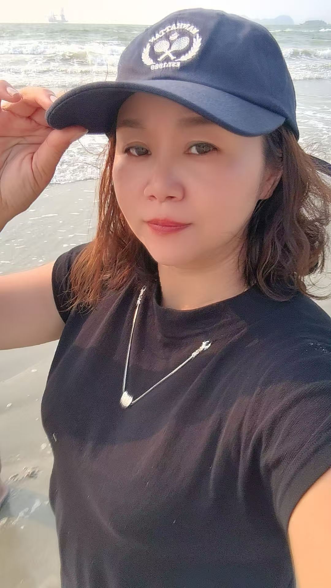 79年湖南女,离异一女,身高158体重120斤 微胖,自己有房有车无负担