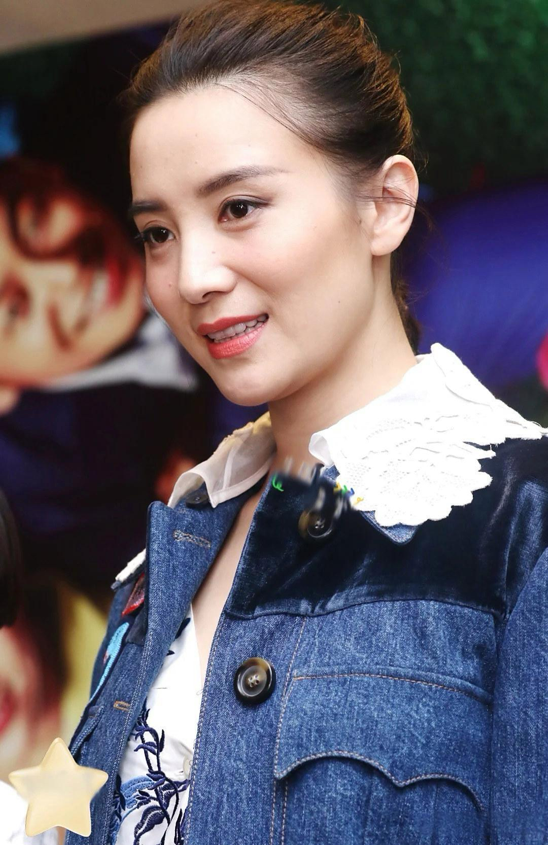 宋佳的美,是矛盾的