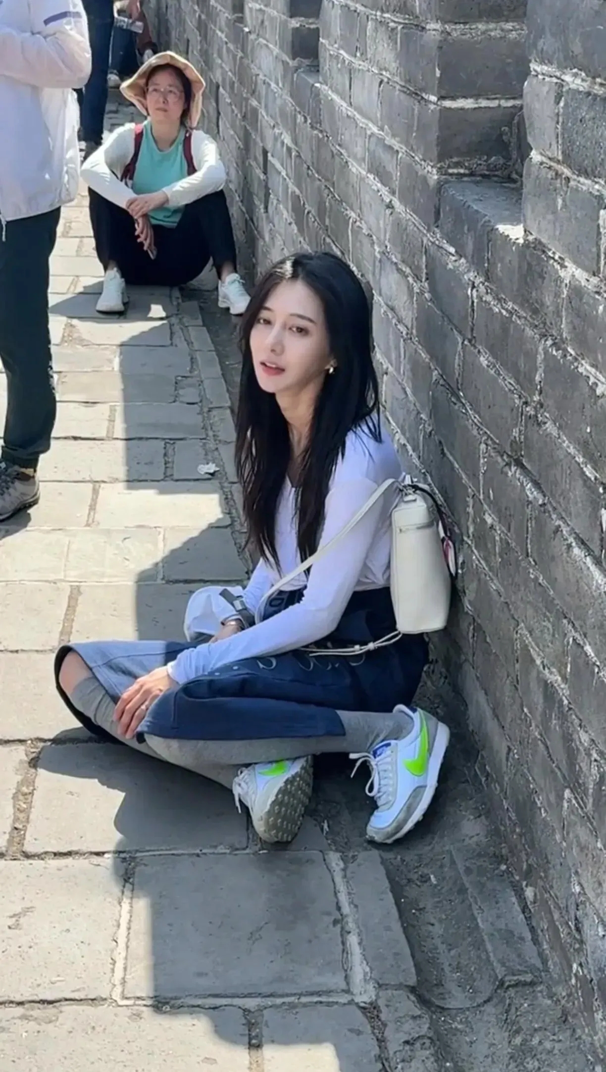 我对一个妹子挺有好感,心里挺想认识她进一步了解