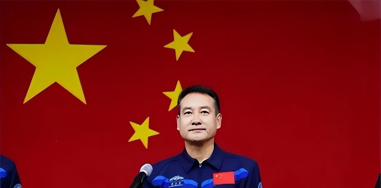 神舟二十一号发射在即,航天员翟志刚现身,是否参加此次任务引关注!