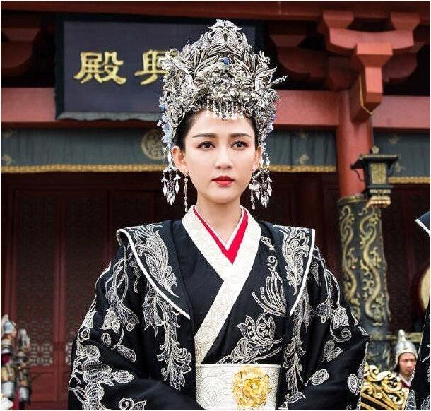 618年李渊为何逼反姨父杨坚?