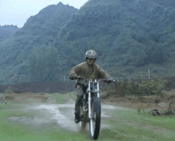 张雪机车为何热销到全面爆单-有驾