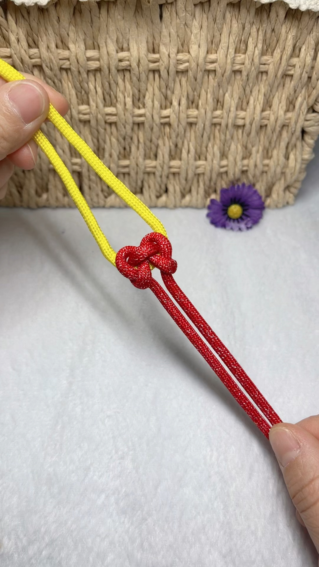 绳编桃心结,好美