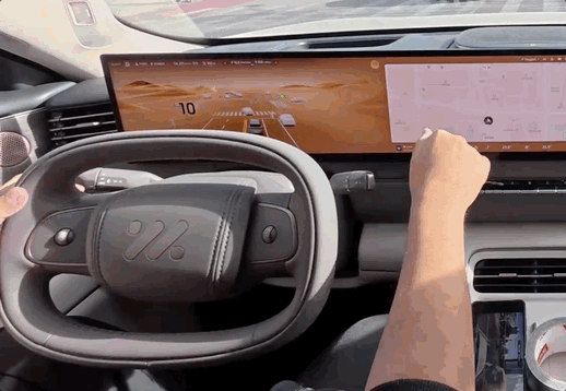 实测刘翔pick的国产AI汽车，BBA老车主的豪华滤镜碎了-有驾