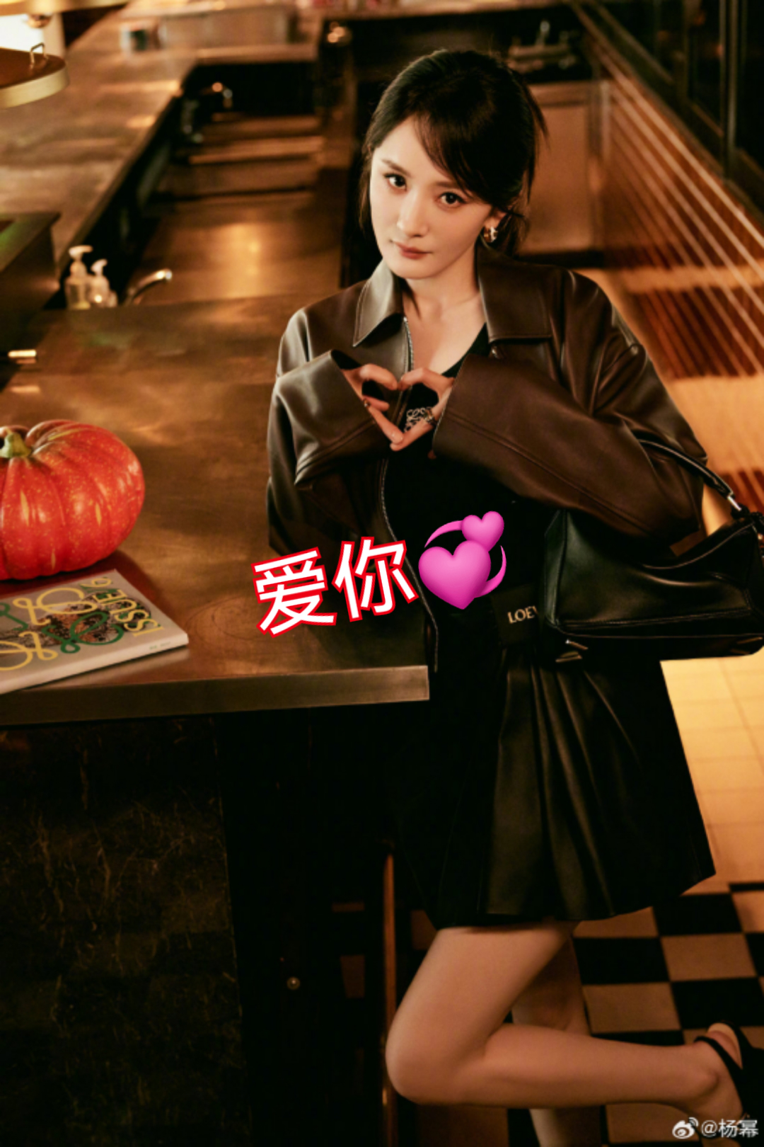 杨幂新公司签约的艺人 网传杨幂新公司签约艺人有林更新