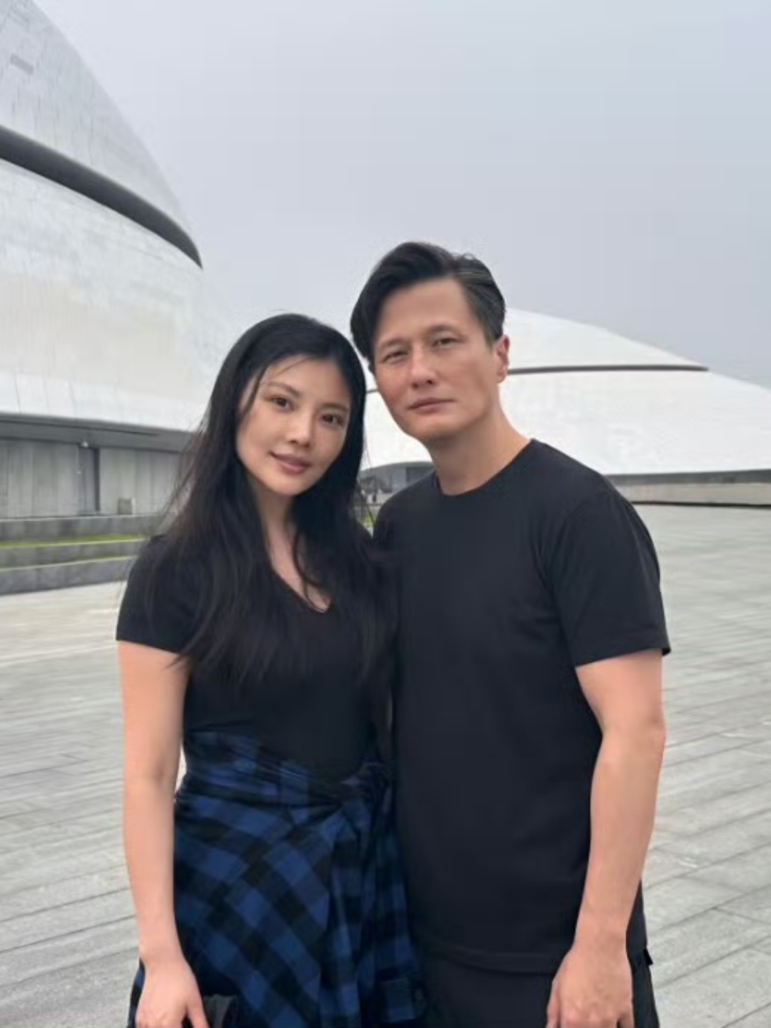 尹子维徐冬冬吵架了 大嫂徐冬冬的丈夫尹子维发文称你不和我去痰觋