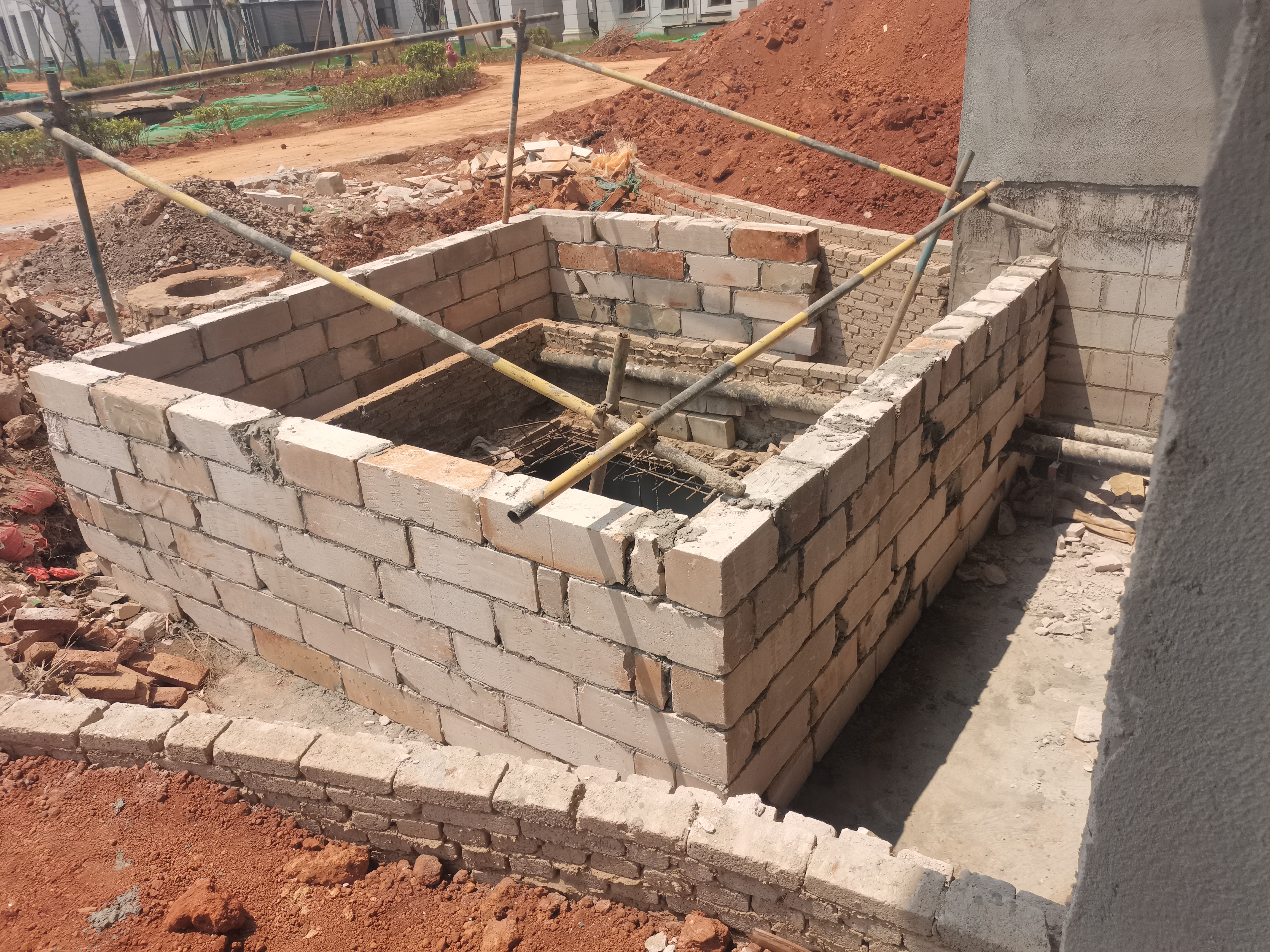 女生的话,建筑八大员考什么最好女生考建筑八大员的