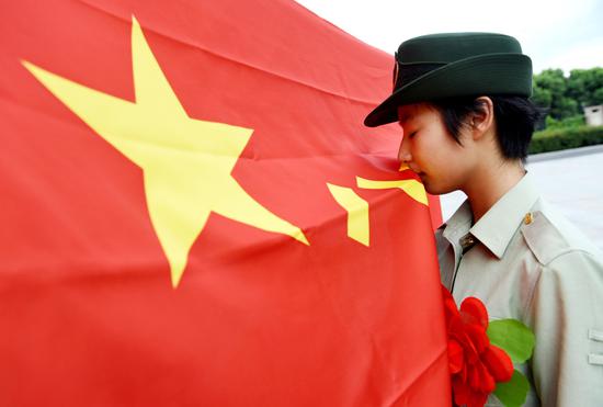 军官退役,有没有当兵一二十年没有三等功的,三等功在退役后有什么用处