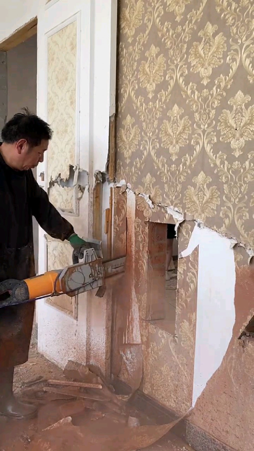 五金工具切墙机,老房改造切墙开窗