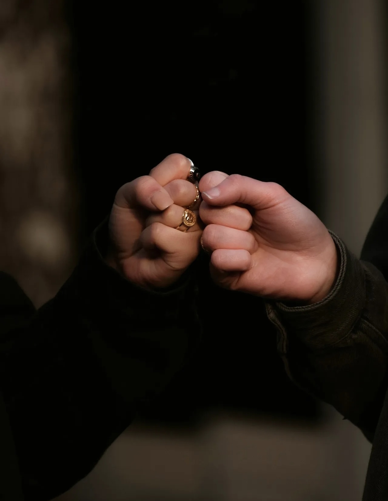 无论是做事业还是找对象,有两点是非常重要的: