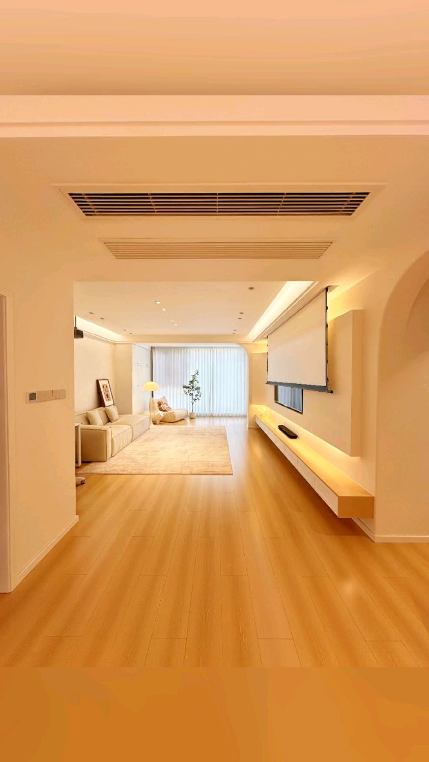 全房木地板通铺,客厅无主灯,温暖的灯光 原木风,小家真的很温柔