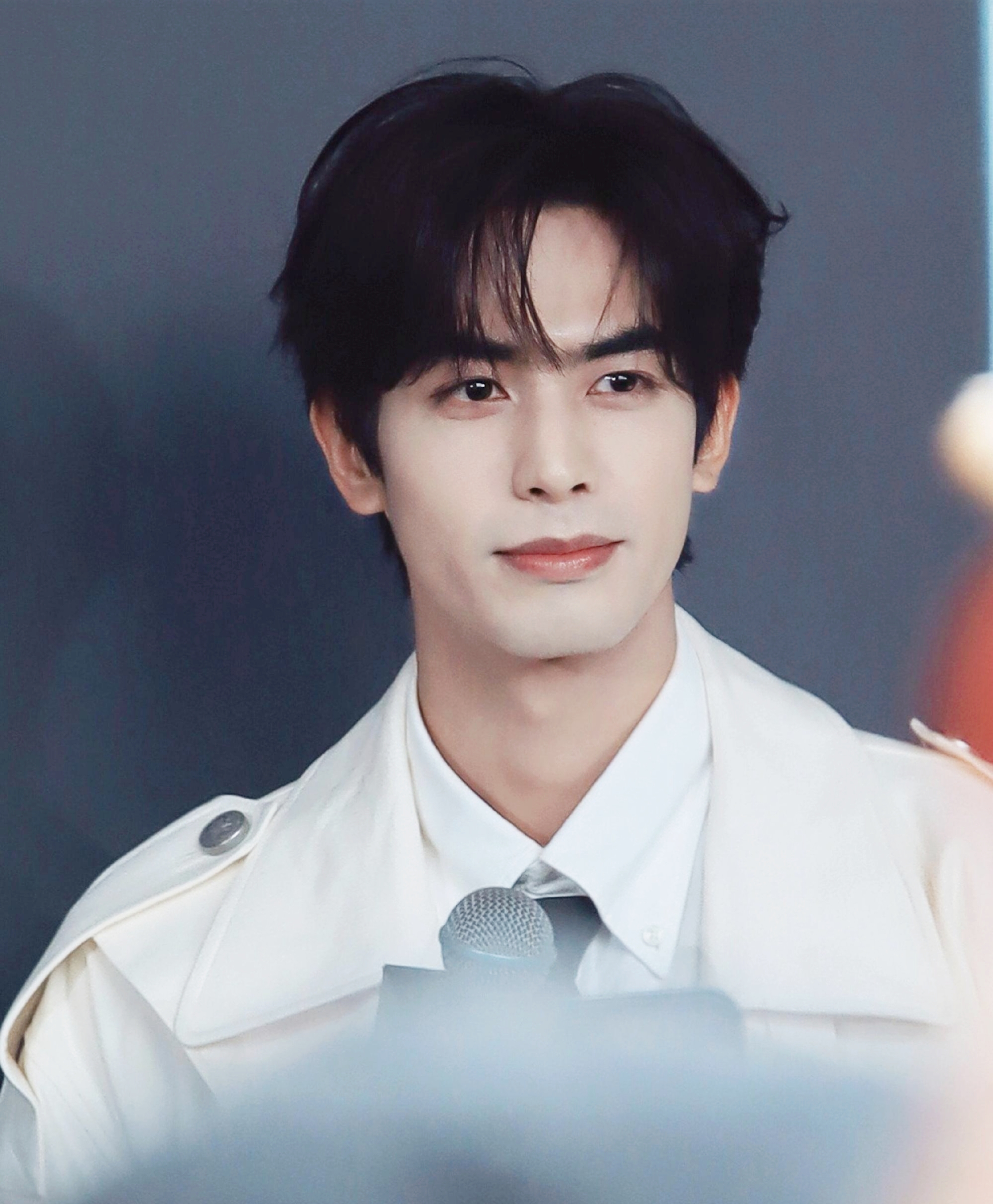 宋威龙今日品牌活动直拍