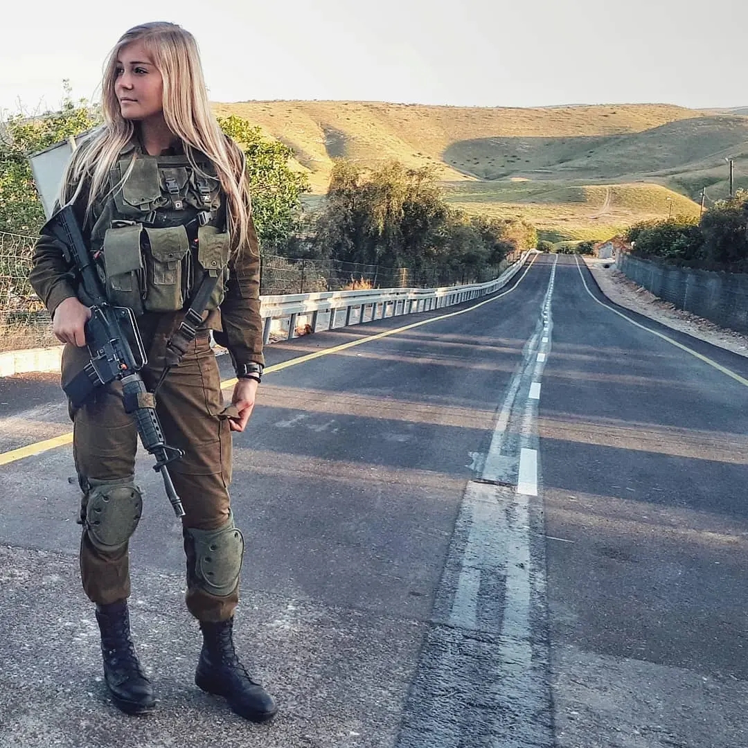 3000年前的古以色列王国,也被亚述帝国给灭了,以色列遗民不得不满