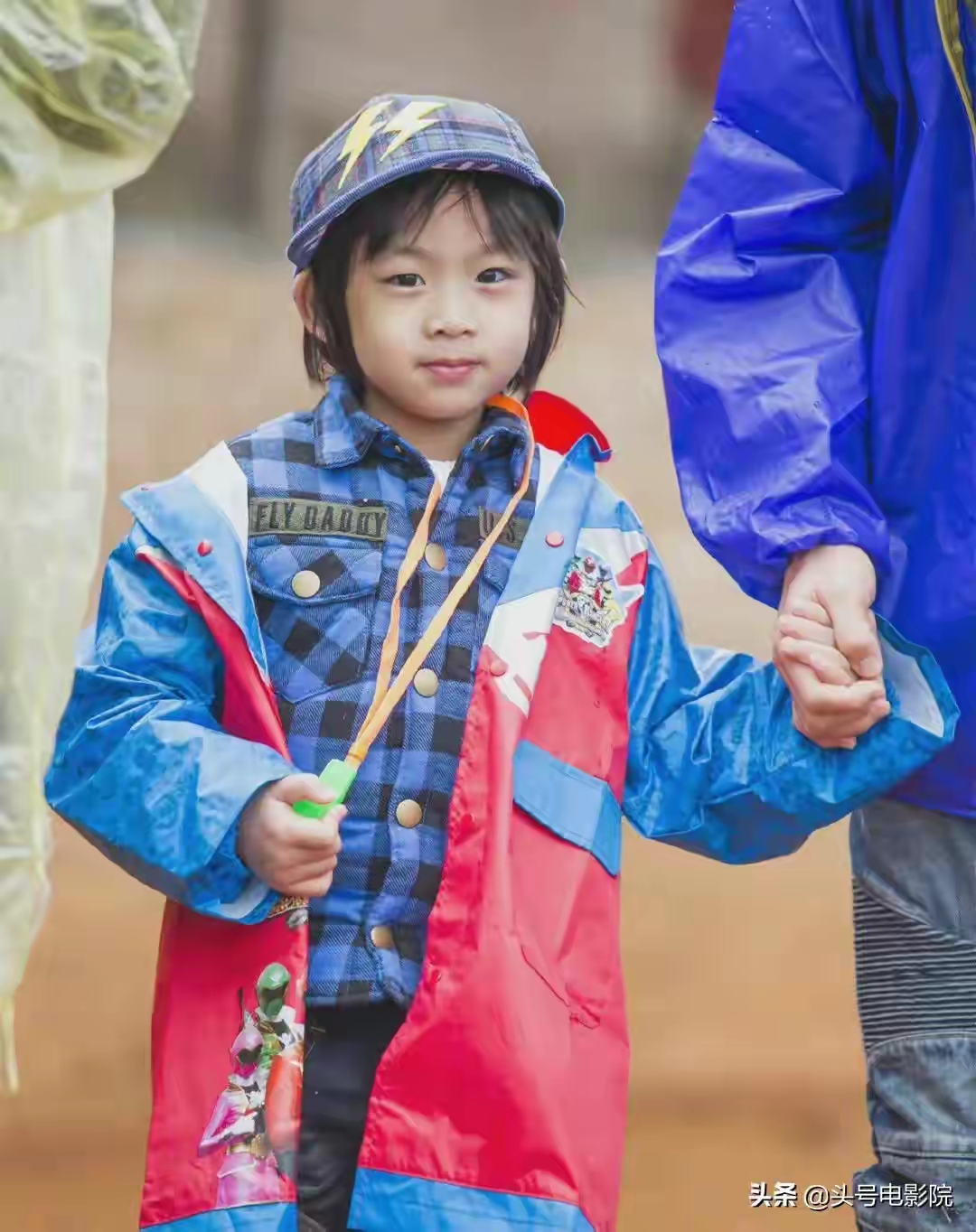 kimi太帅了!16岁身高185cm神复刻林志颖,昔日小星星男孩已长大