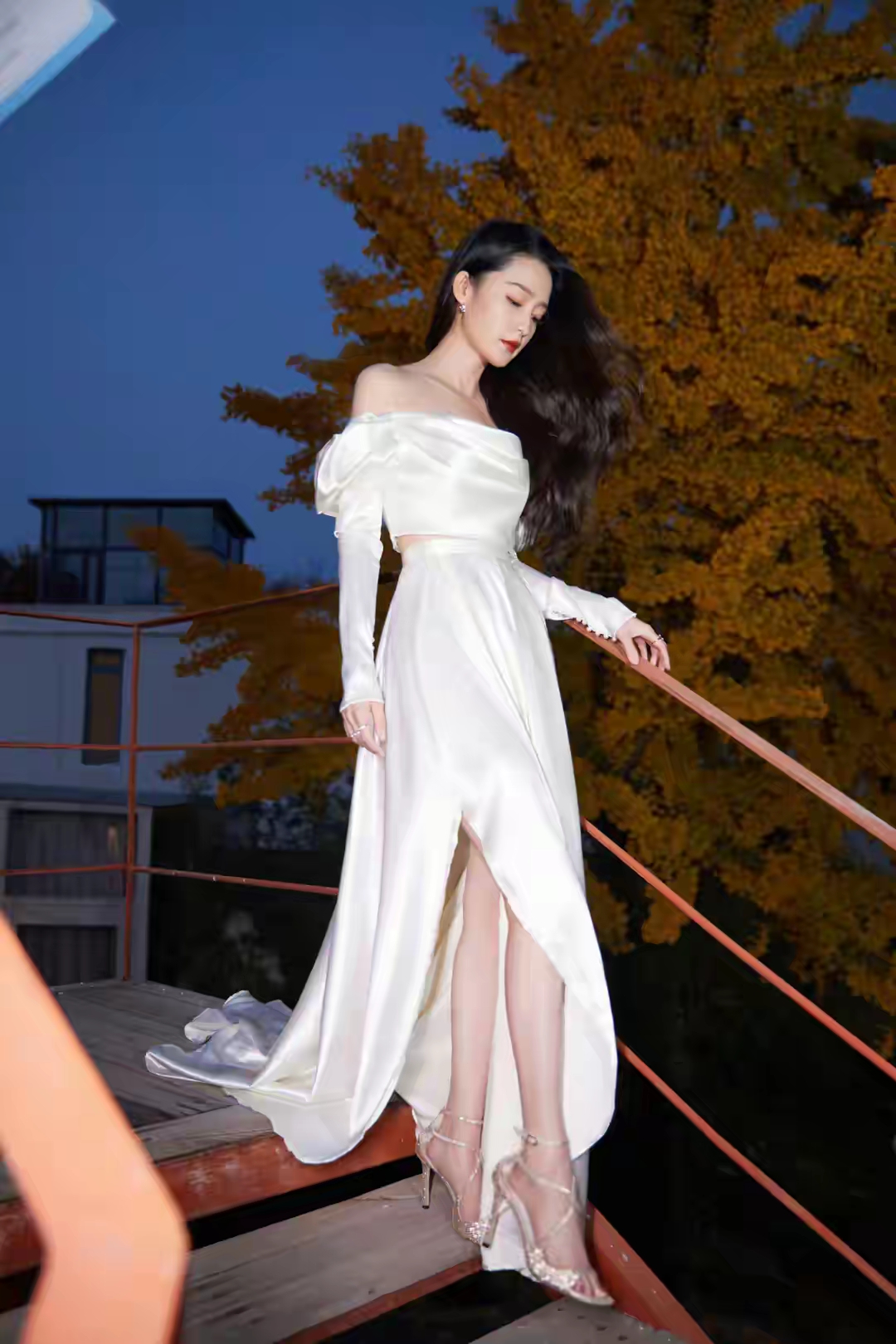 李沁 高跟美腿 沉鱼落雁