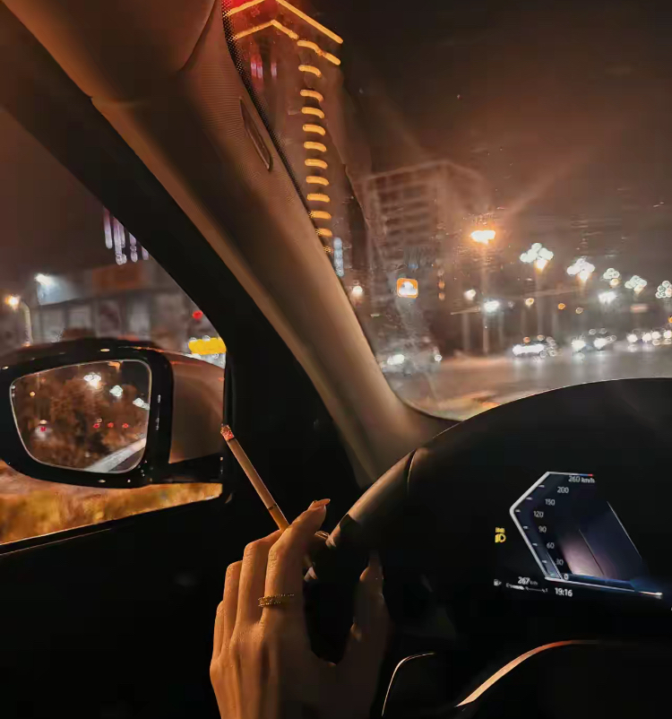 昨天同事在刷视频的时候,意外刷到了自己女儿