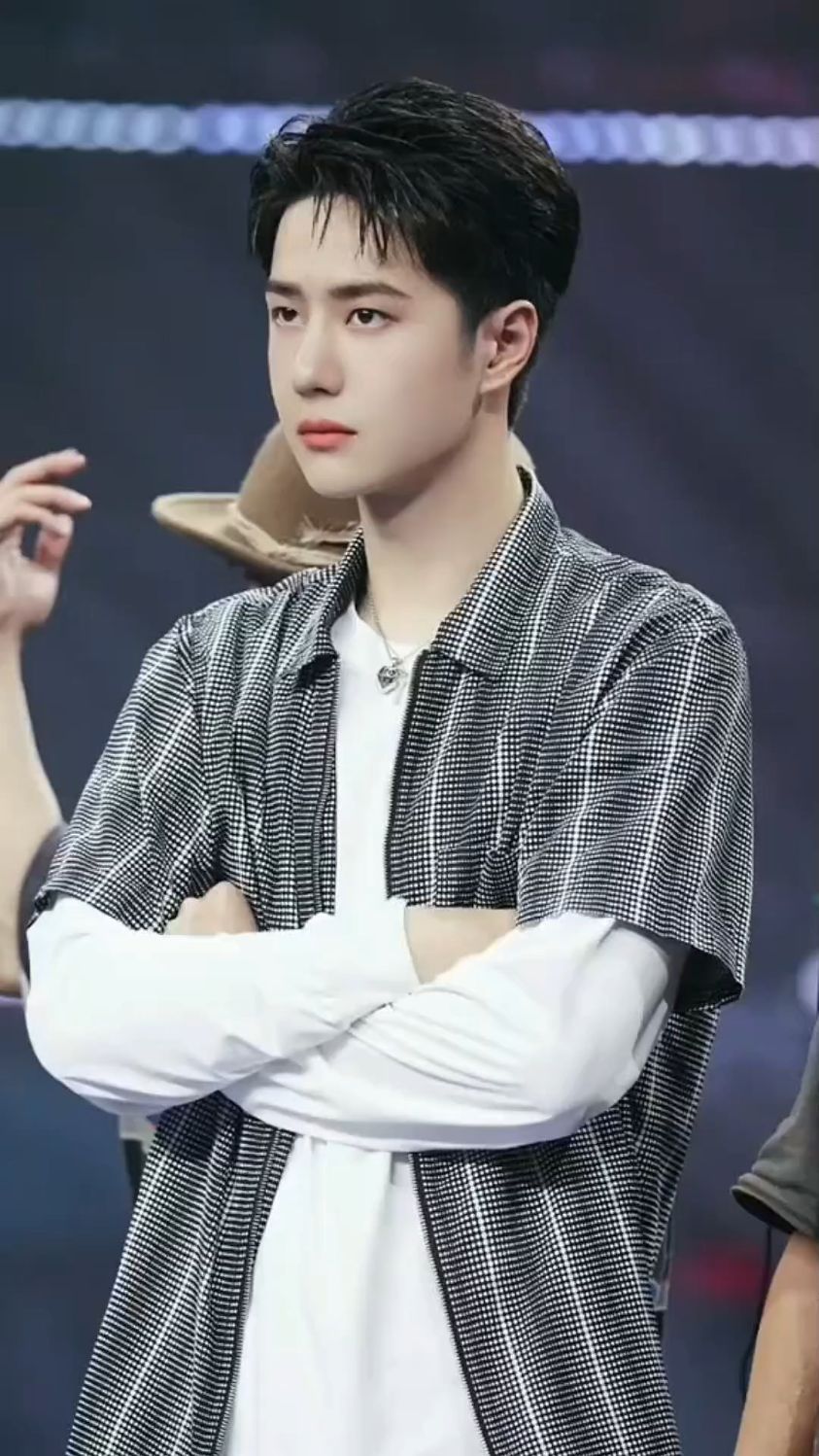 王一博也有害羞的时候#酷盖王一博这就是街舞 #名场面#亚洲舞王帅