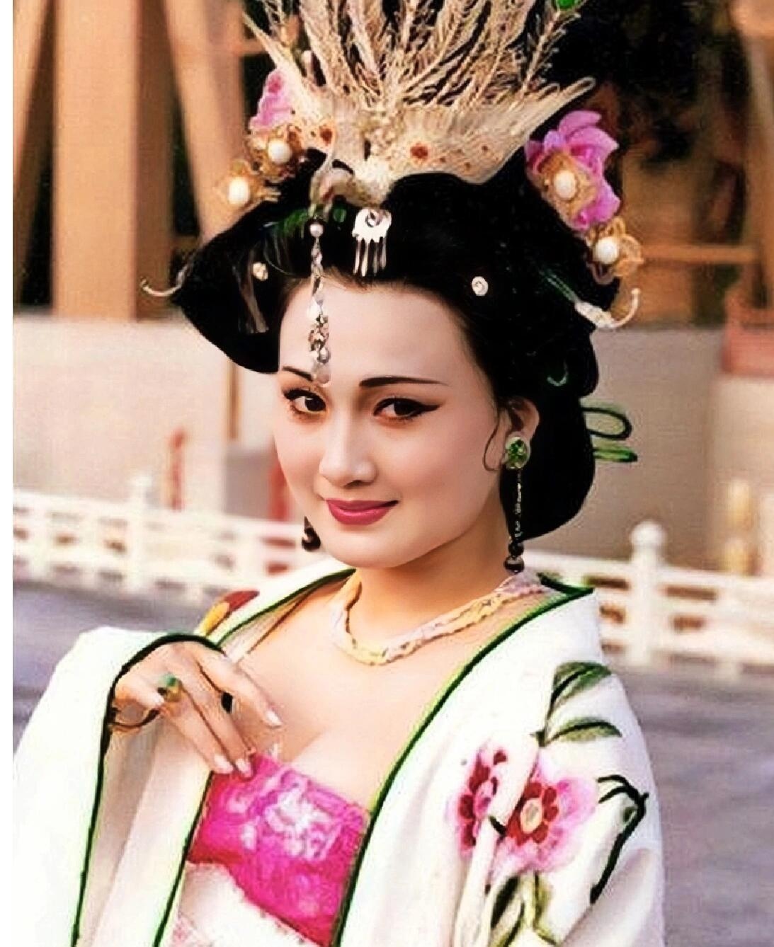 安史之乱,为什么杨贵妃必须死?