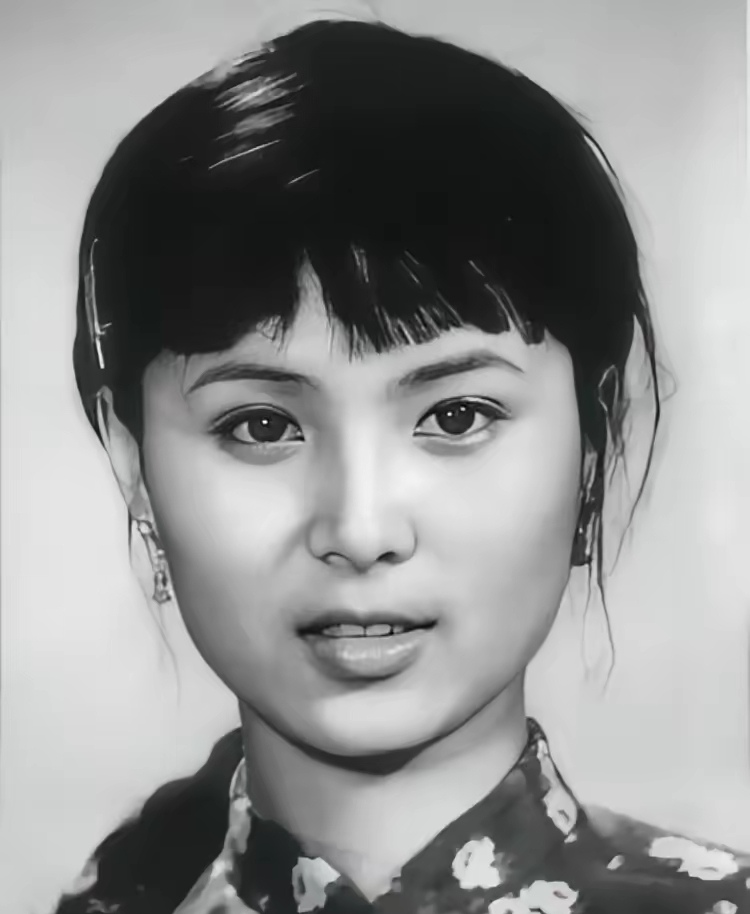 鲁园照片高清鲁园二三十岁的照片鲁园演员鲁园年轻电影红灯记演员