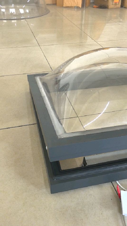 电动开启天窗pc采光罩双层穹体有机玻璃罩