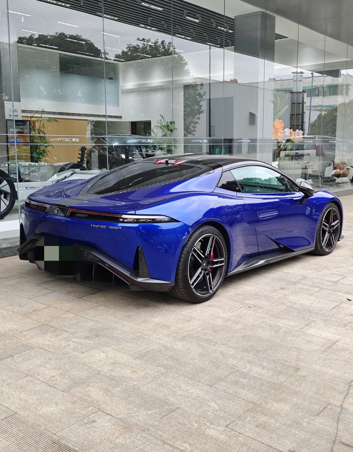 国产跑车,卖多少合适?