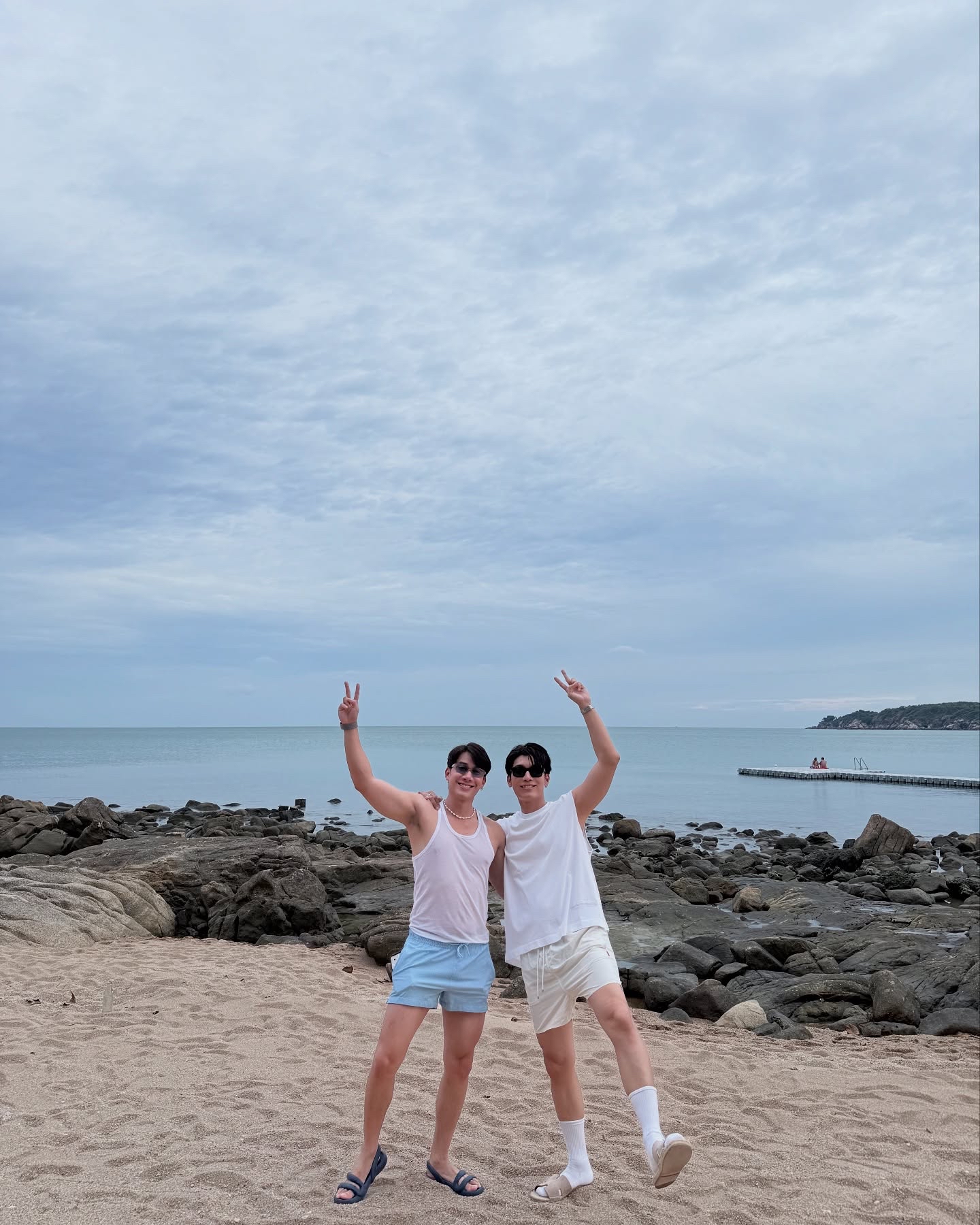 泰国娱乐 mew为未婚夫tul庆生happy birthday babe