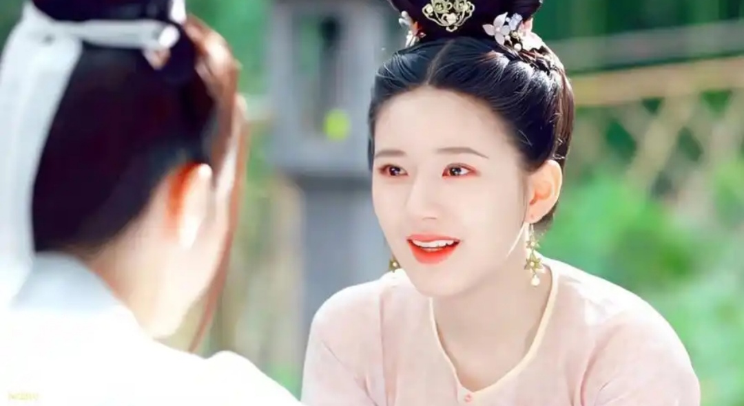 李乐嫣是电视剧《长歌行》中一位性格鲜明,命运坎坷的人物