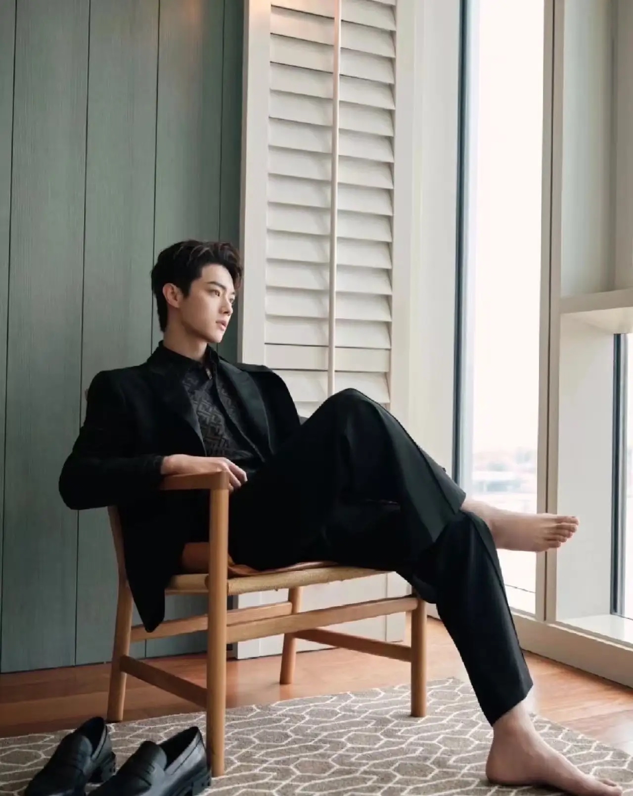 许凯藏得再深,还是被神通广大的网友扒出"秘密"!