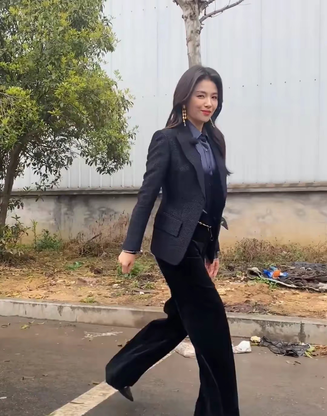 一直以来都对刘涛身着正装时的风采情有独钟那股子干练中又不失优雅