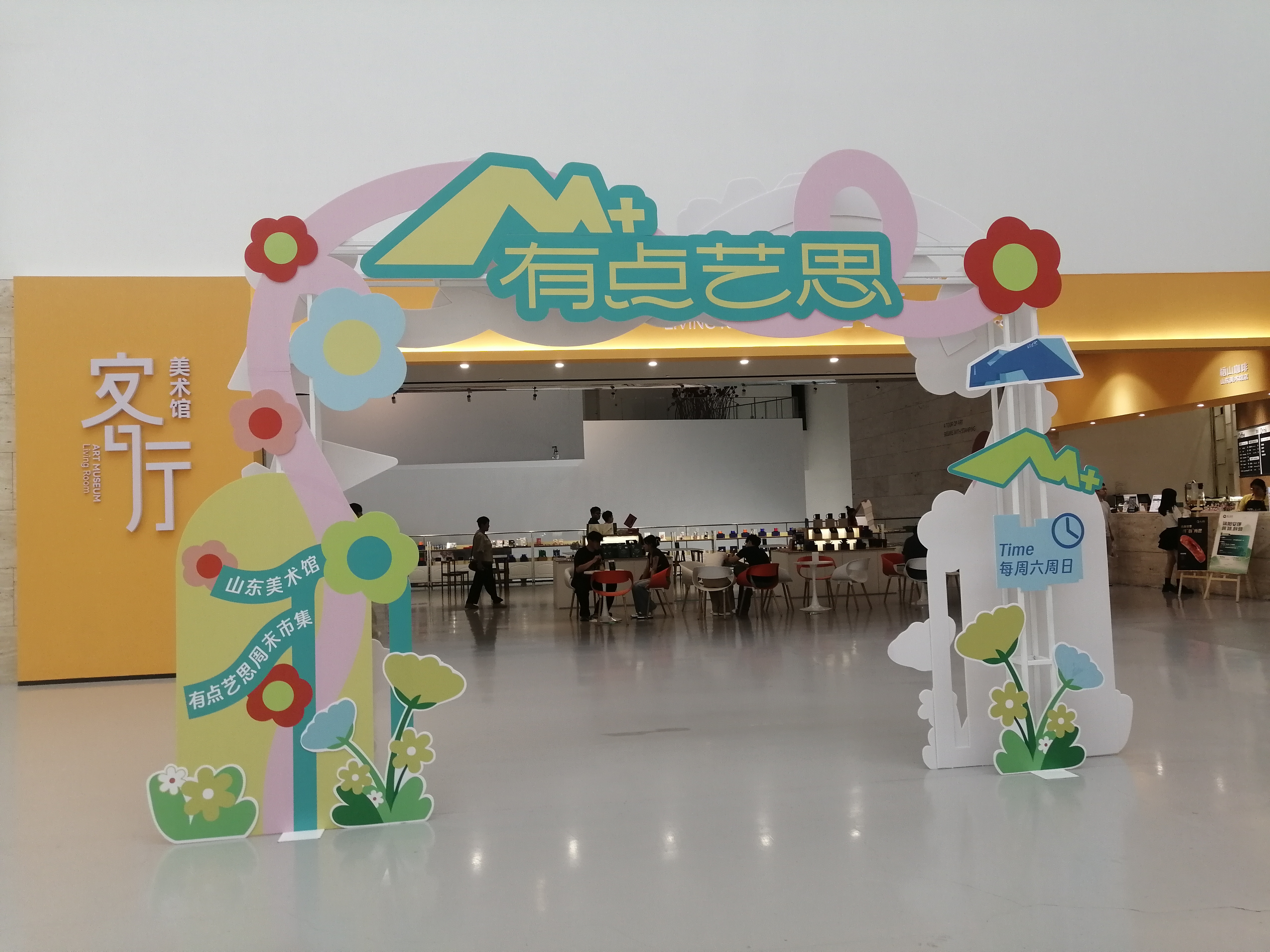 1.早上起床顺手收叠被褥,整理床铺. 2