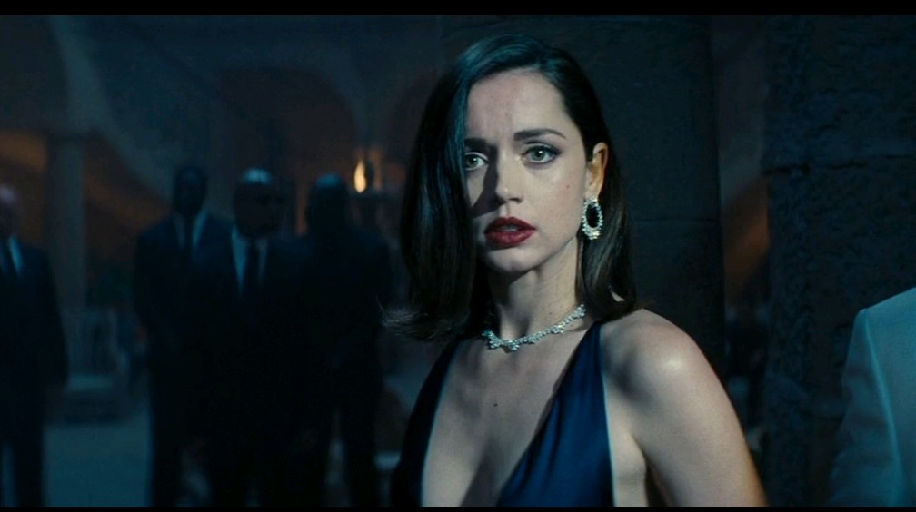 那么多版本的007邦女郎,你最喜欢哪一个?