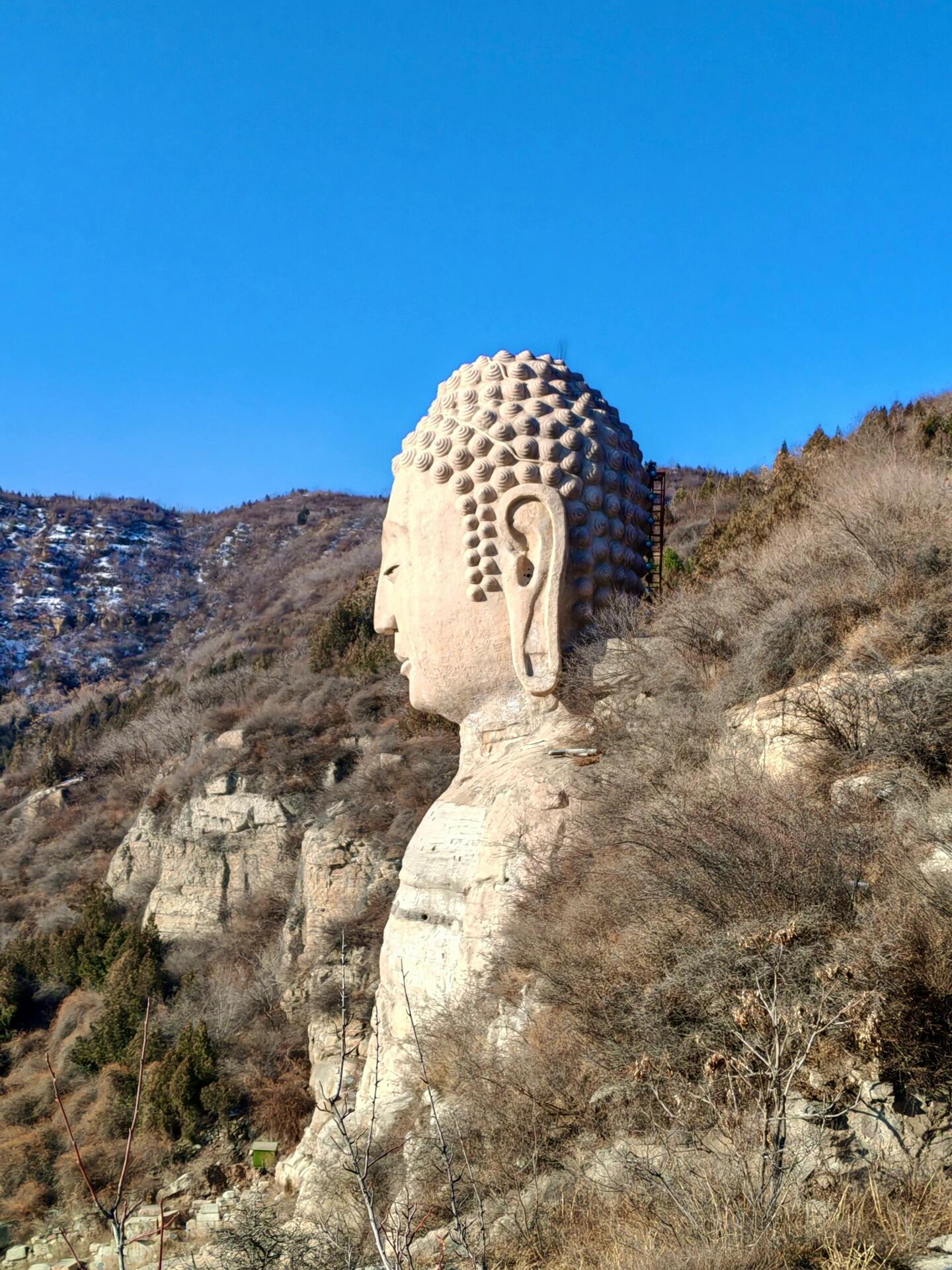就因为我这段时间去了天龙山石窟佛回寺石窟啥的全都是南北朝时期的
