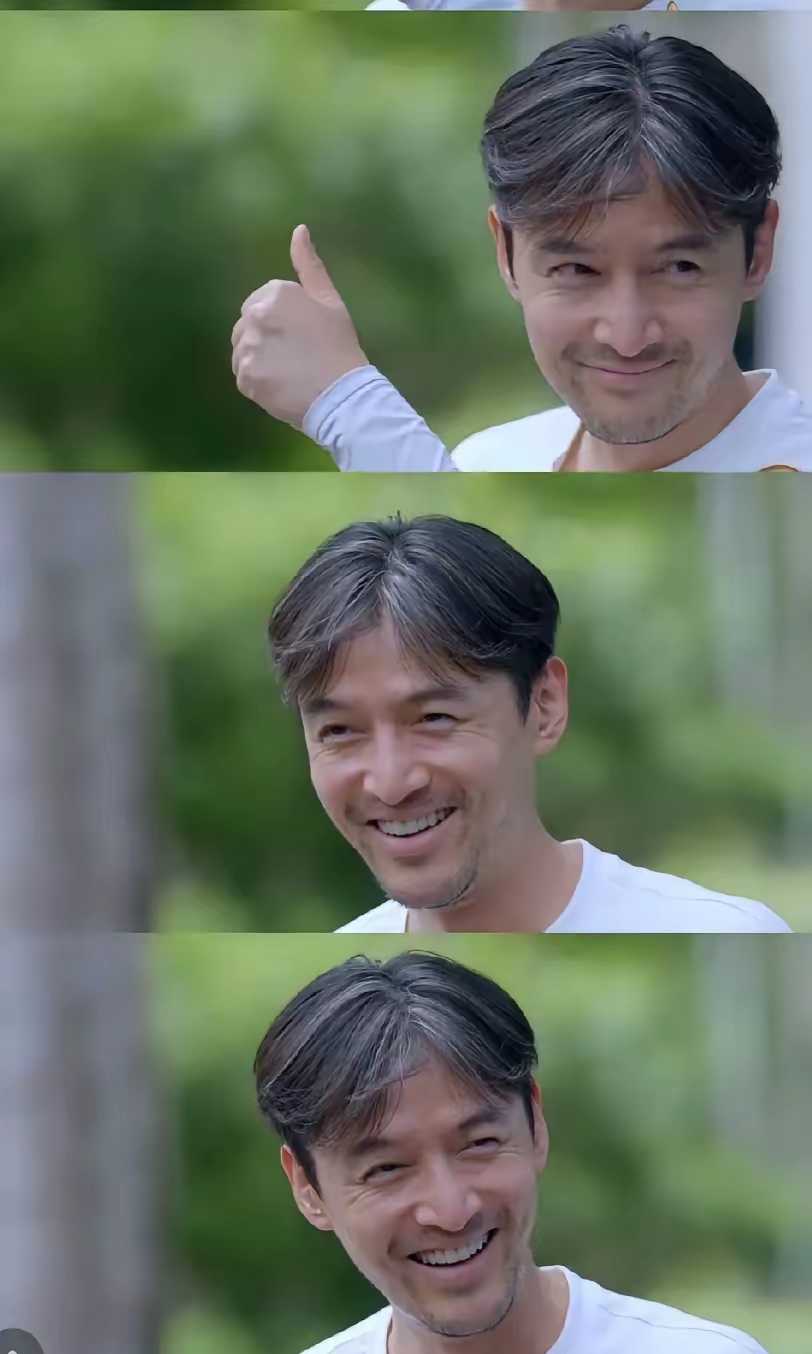 胡歌42岁了,不再是二十几岁的李逍遥,白了头发,脸上有皱纹真的很正常