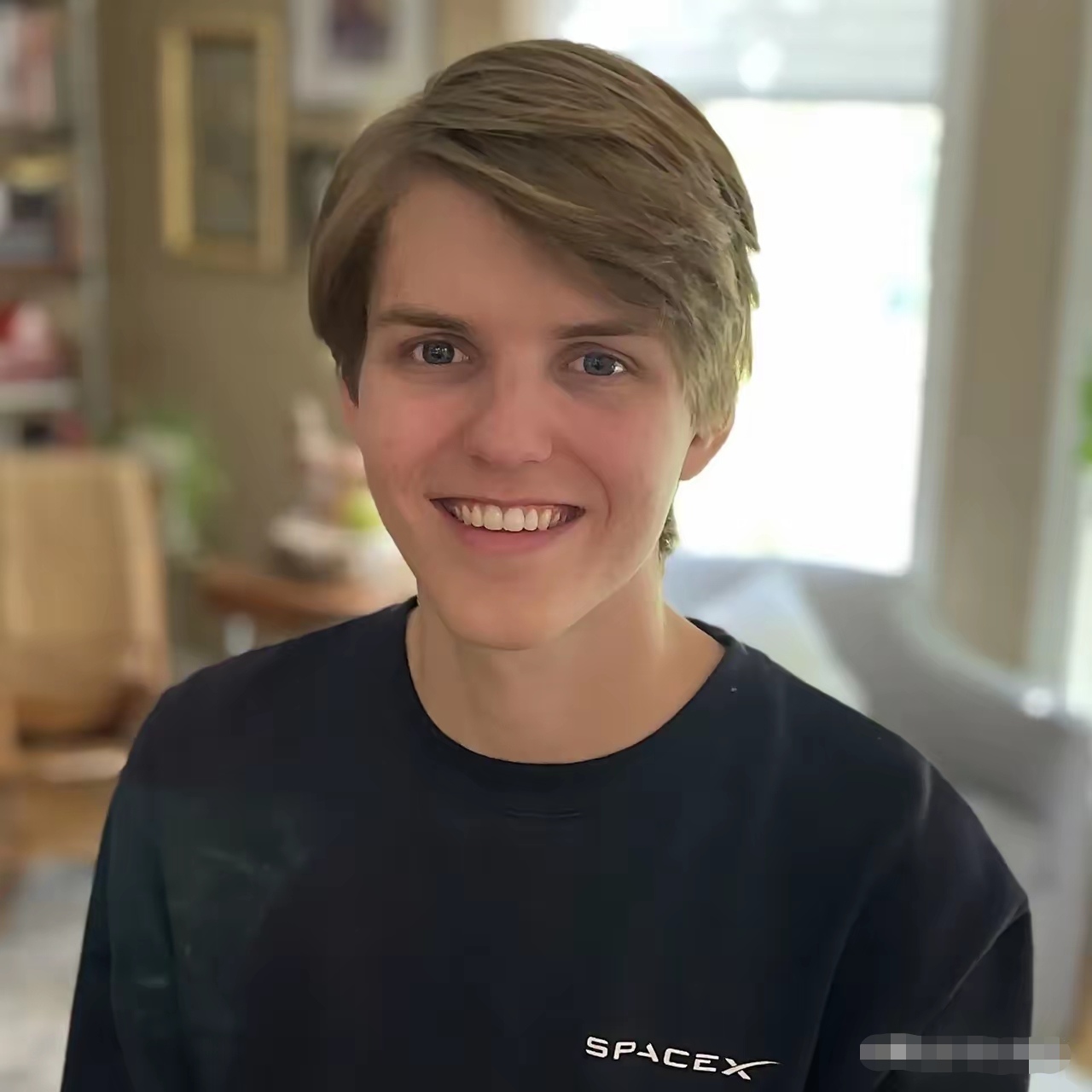 马斯克用人确实大胆啊,这名叫卢克·法里托的美国政府