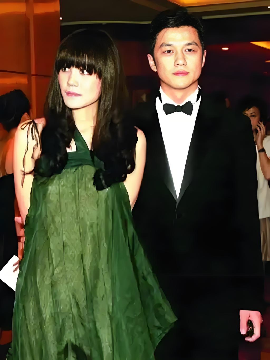 女人的装扮和找什么样的老公有很大关系, 最明显的就是王菲