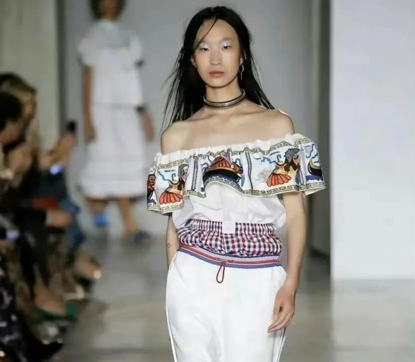 其实林永健没有这样一个女儿,大家说的林永健"女儿"指的是超模贾晨宇